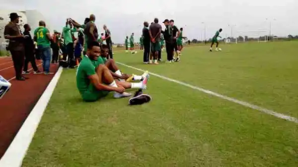 Mikel Obi, Iheanacho, Victor Moses Join Other Super Eagles For Training (Photos)